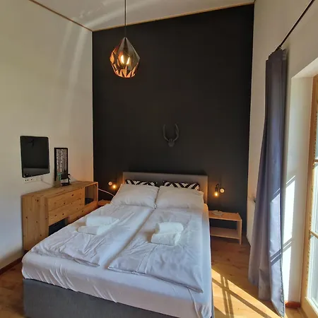 Tauerndorf Enzingerboden Ski In&Out - Steinbock Lodges Extérieur photo