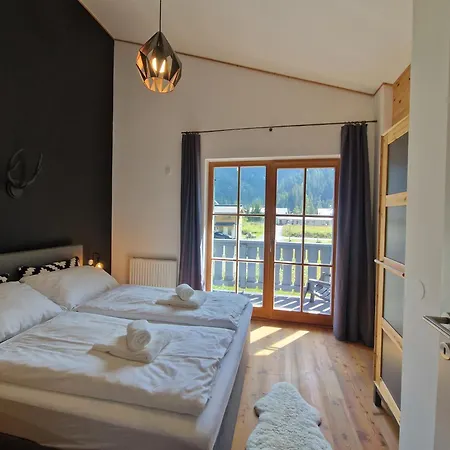 Tauerndorf Enzingerboden Ski In&Out - Steinbock Lodges Extérieur photo