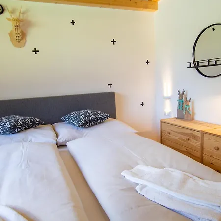 Tauerndorf Enzingerboden Ski In&Out - Steinbock Lodges Extérieur photo