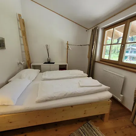 Tauerndorf Enzingerboden Ski In&Out - Steinbock Lodges Chambre photo