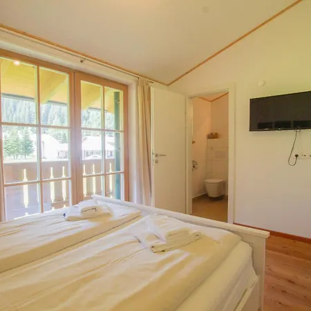 Tauerndorf Enzingerboden Ski In&Out - Steinbock Lodges Chambre photo