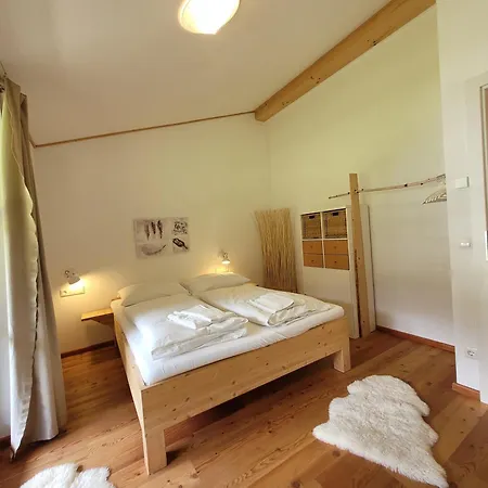 Tauerndorf Enzingerboden Ski In&Out - Steinbock Lodges Chambre photo