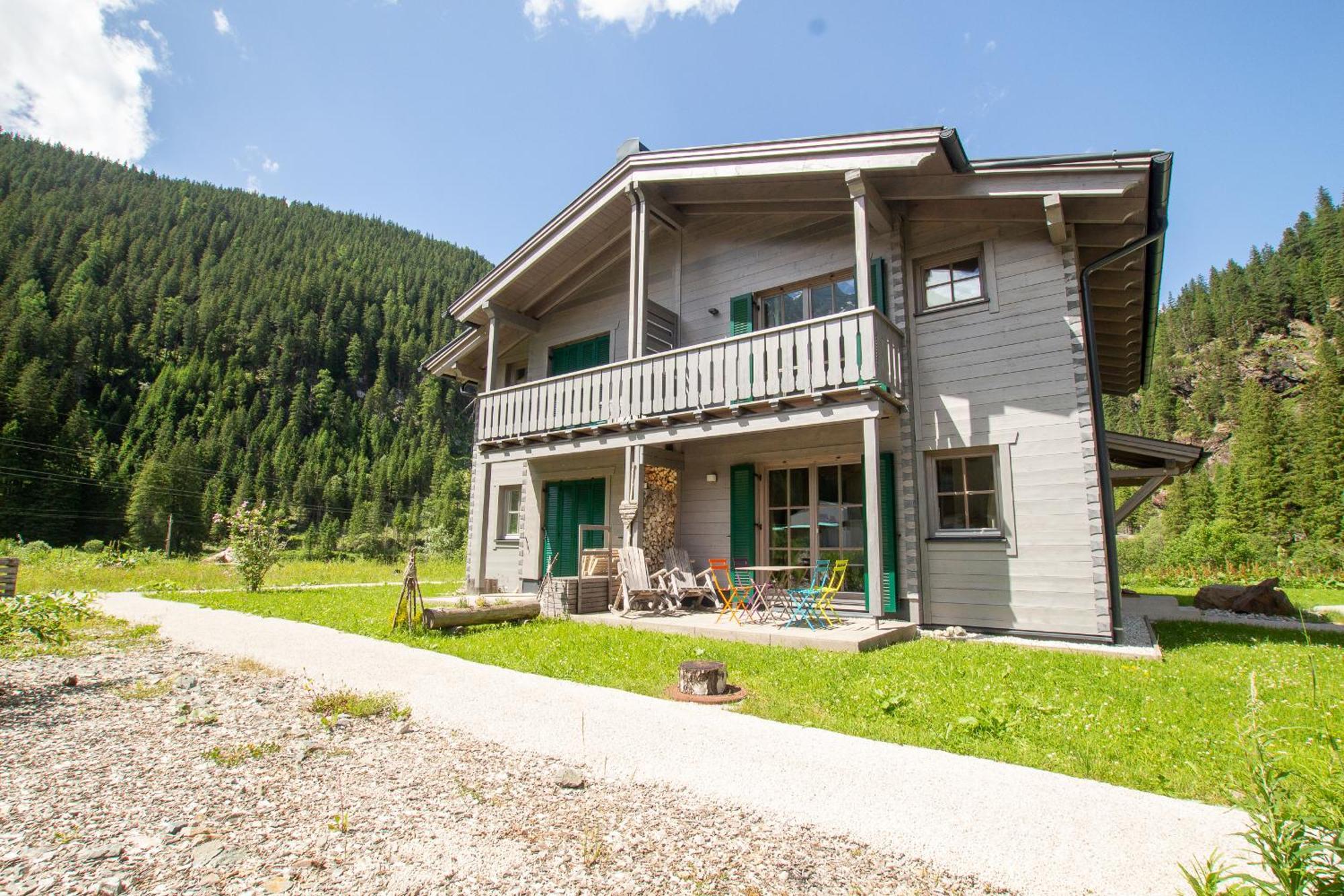 Tauerndorf In&out - Steinbock Chalet *